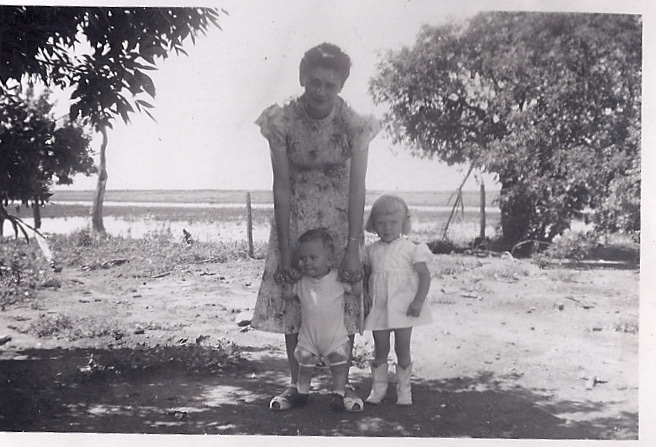 1948-03-19 Marci Tim Mom 2.jpg